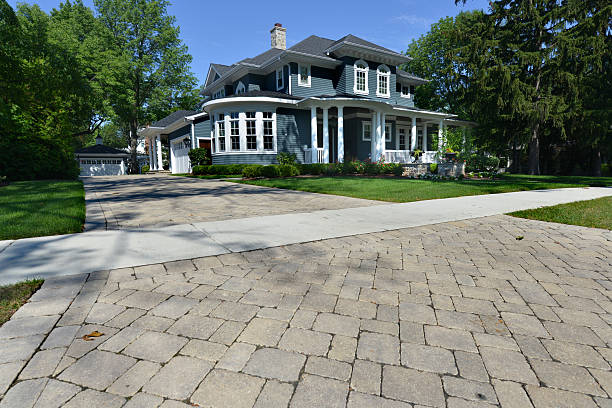 Best Residential Paver Driveway  in Lakewood Clu, MI